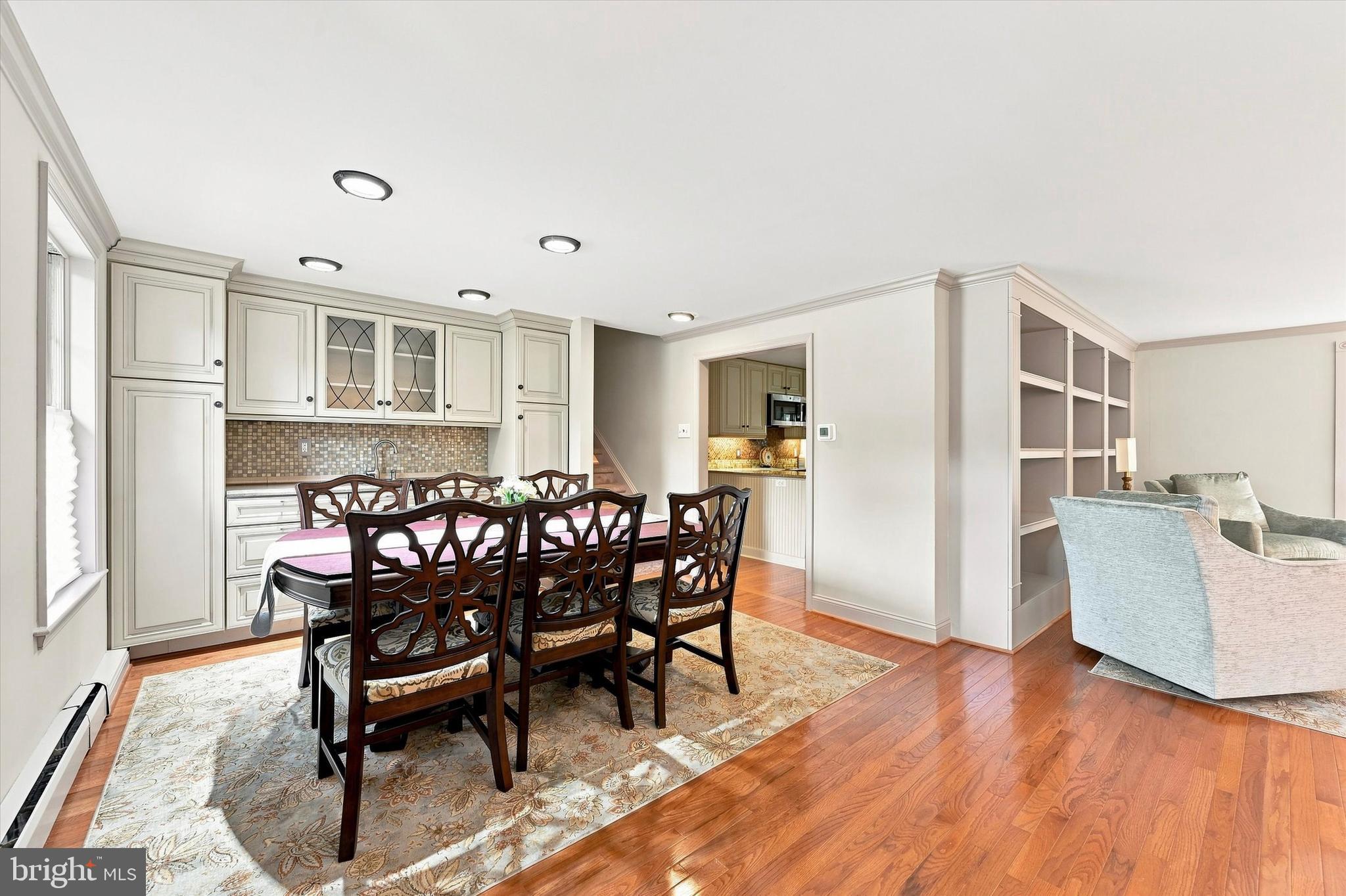 1279 COUNTRY LANE