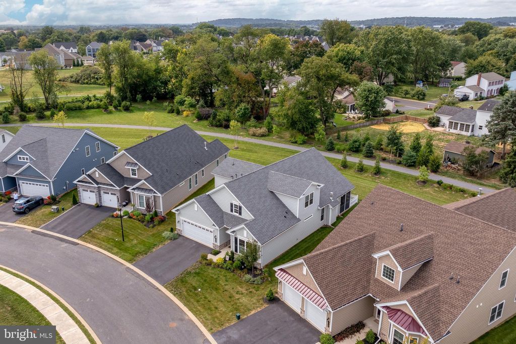 Photo of 114 Knox Manor Lane, EAST PETERSBURG, PA 17520 (MLS # PALA2056096)