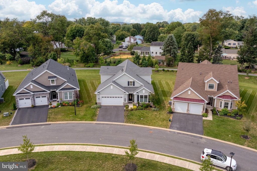 Photo of 114 Knox Manor Lane, EAST PETERSBURG, PA 17520 (MLS # PALA2056096)