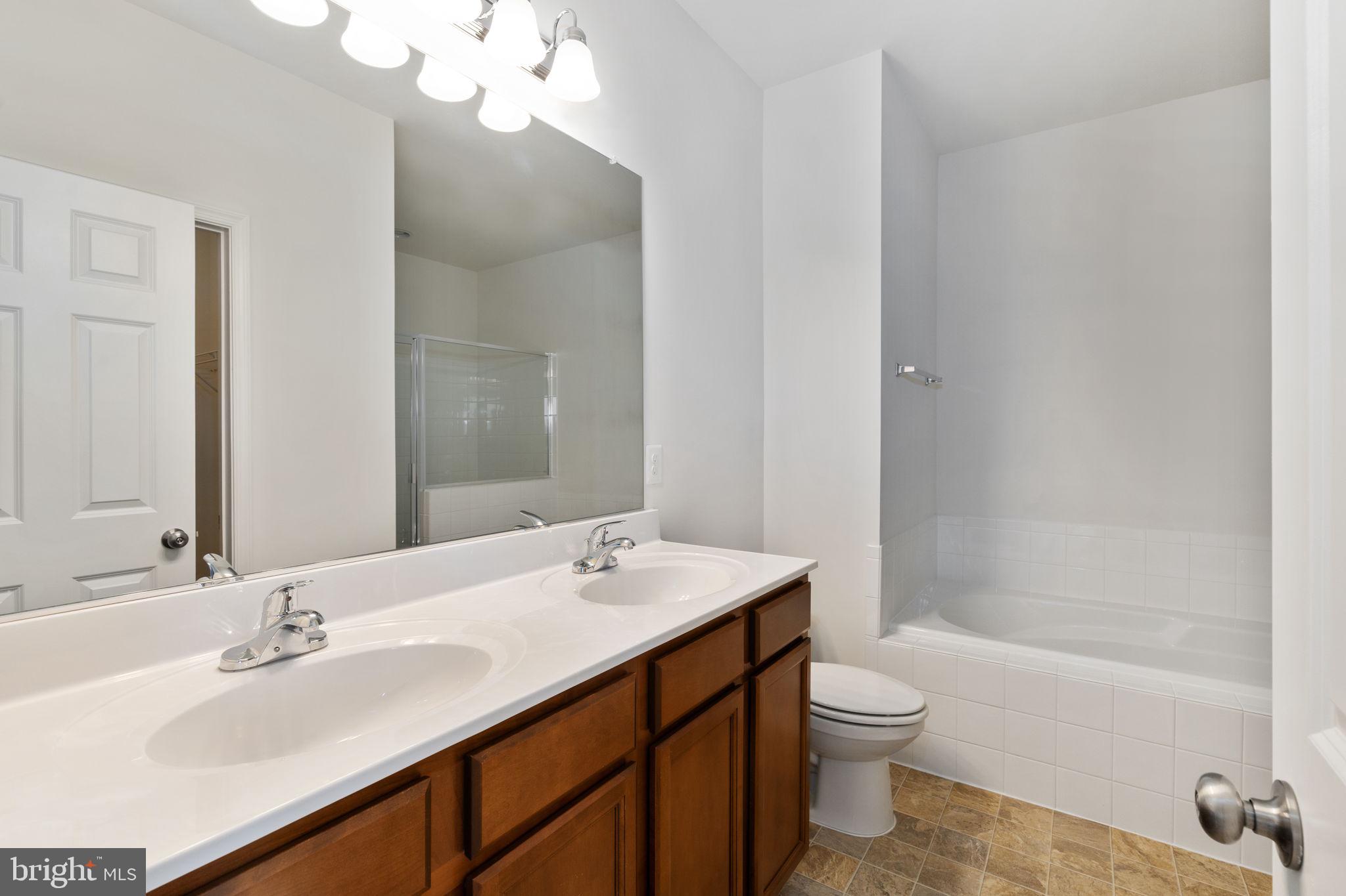 SNOWDEN BRIDGE - Residential Lease