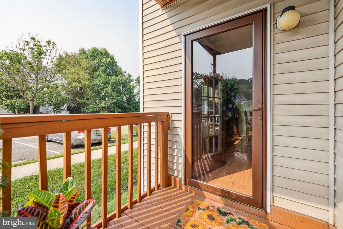 RIVERCHASE - Residential