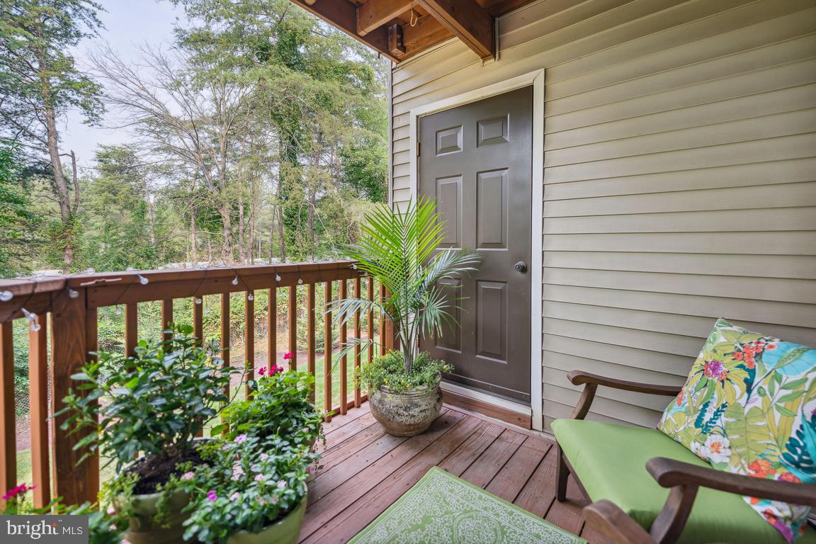 RIVERCHASE - Residential