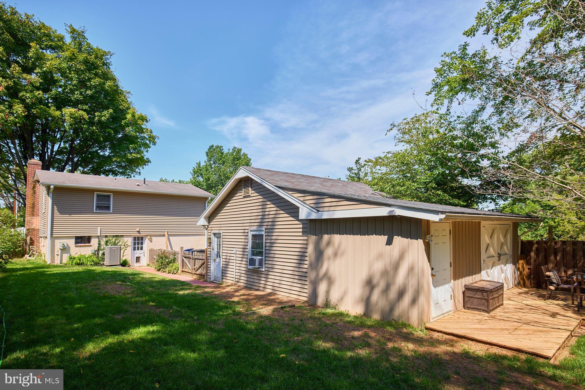 FAIRVIEW - Residential