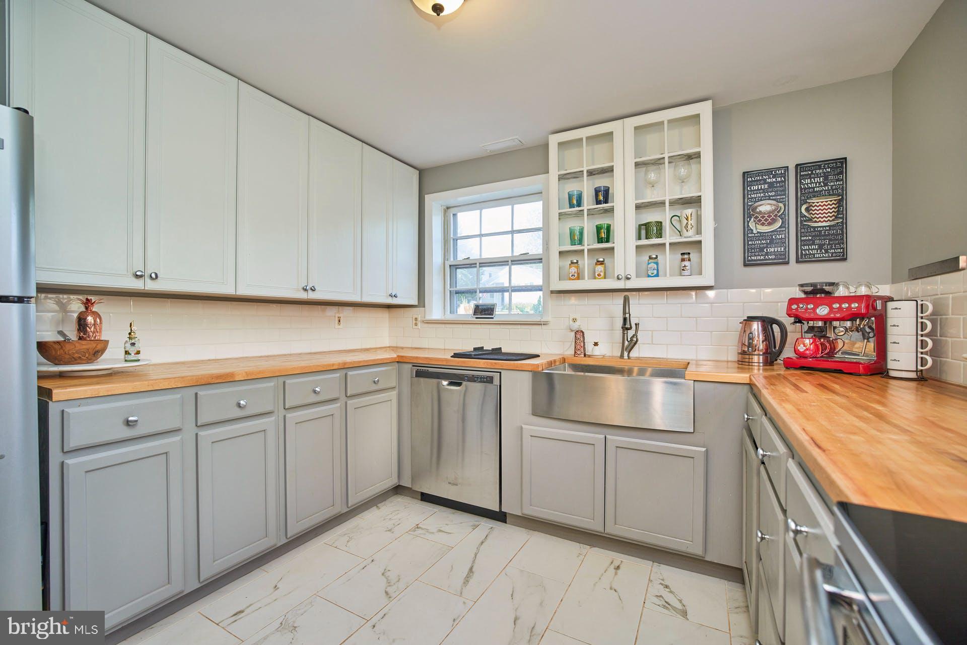 FAIRVIEW - Residential