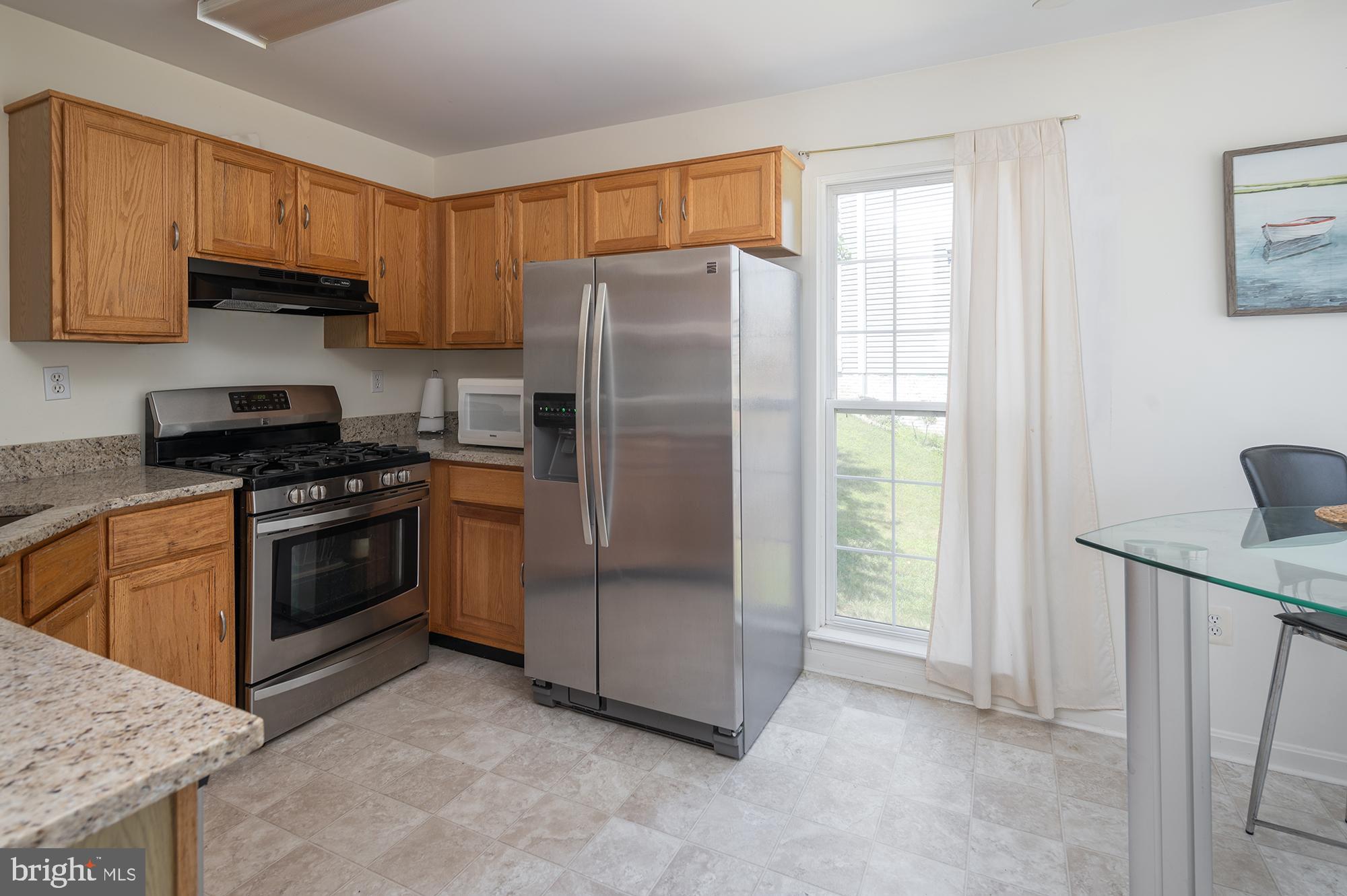 THE VILLAGES OF LYONSFIELD RUN - Residential