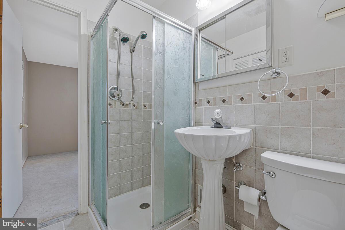 KINGS HEIGHTS - Residential