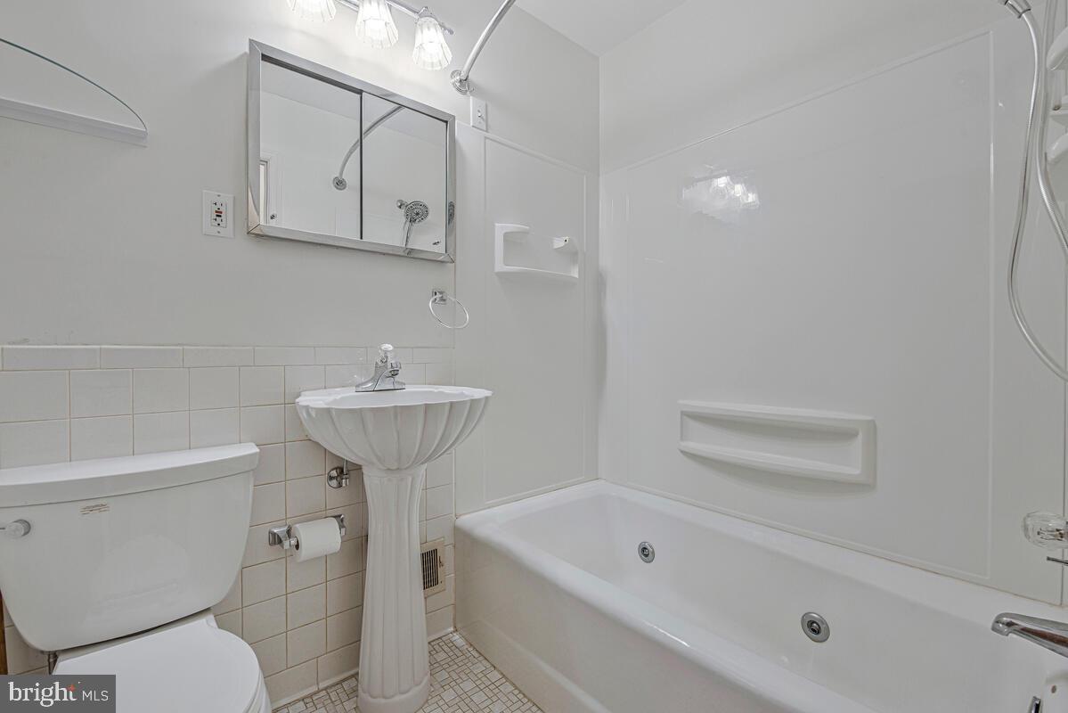 KINGS HEIGHTS - Residential