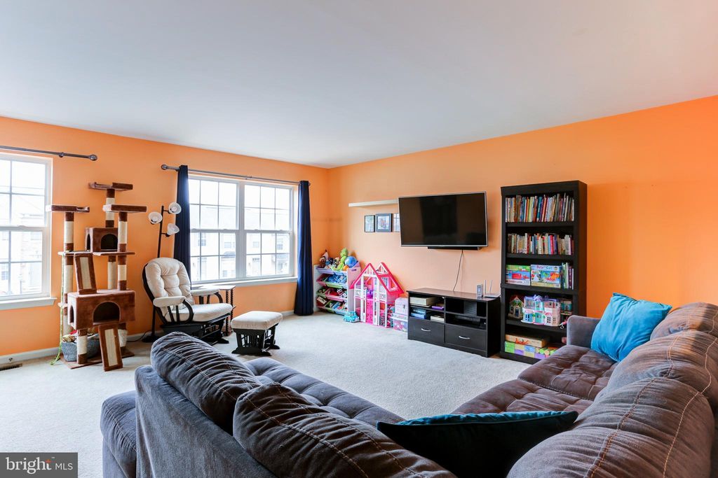 Photo of 116 KNOLLWOOD RD, MILLERSVILLE, PA 17551 (MLS # PALA2031402)