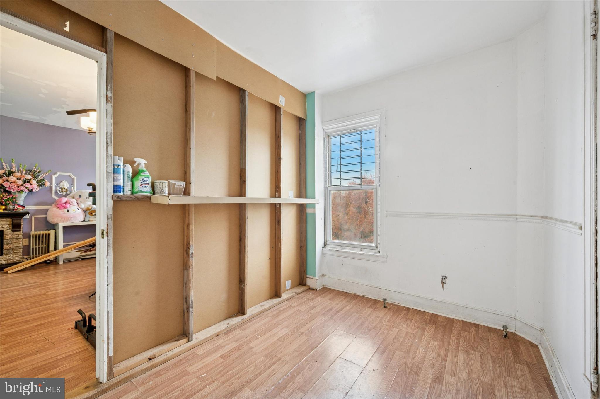 GERMANTOWN - Commercial Sale