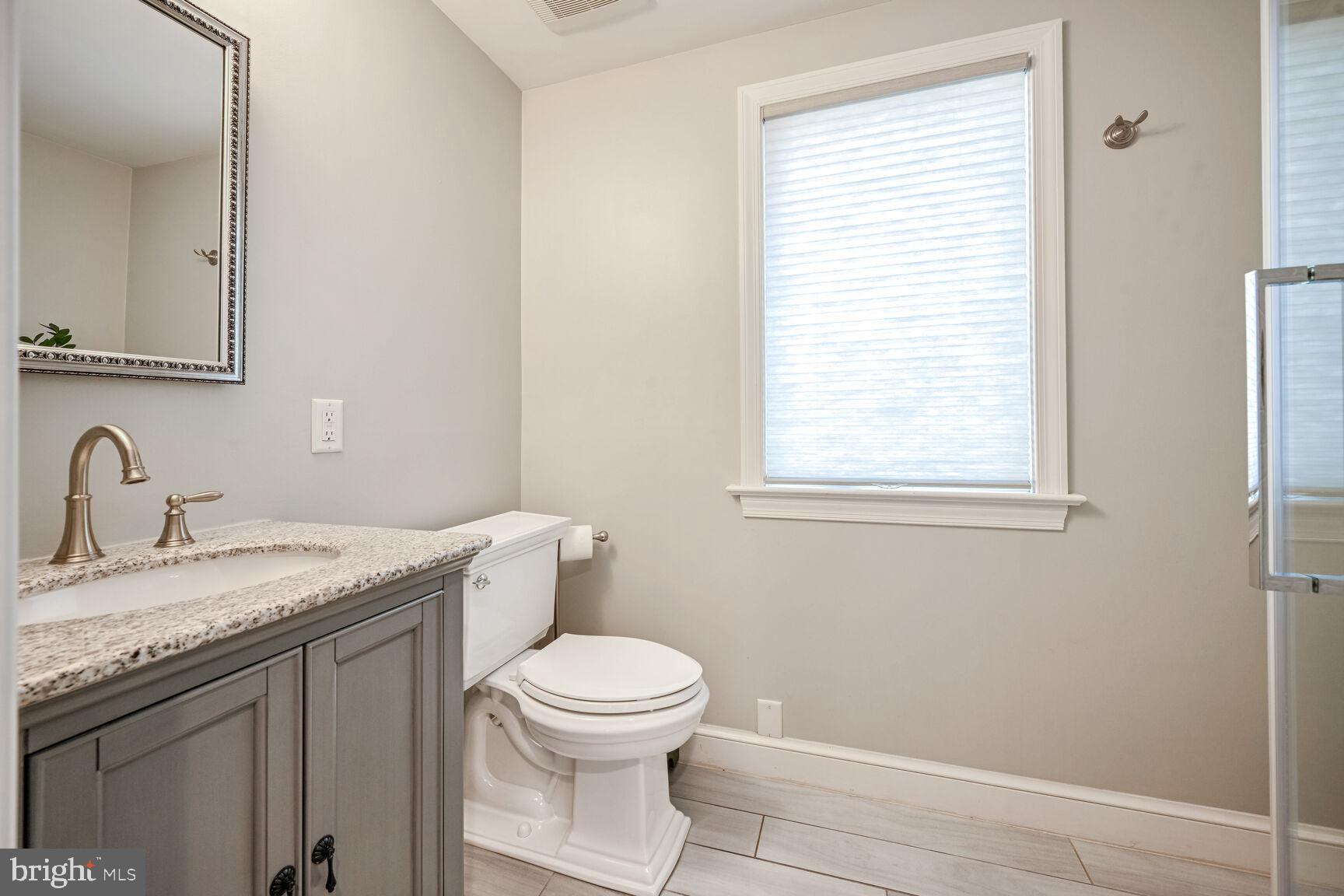 GREENWICH FOREST - Residential