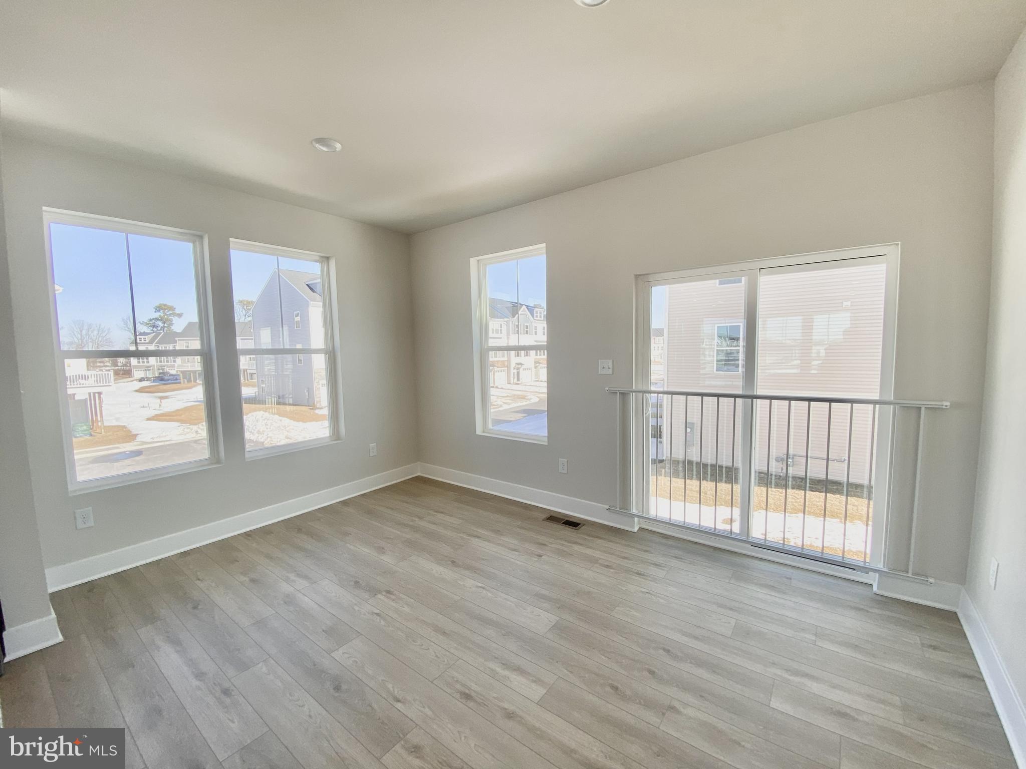 PLANTATION LAKES - Residential