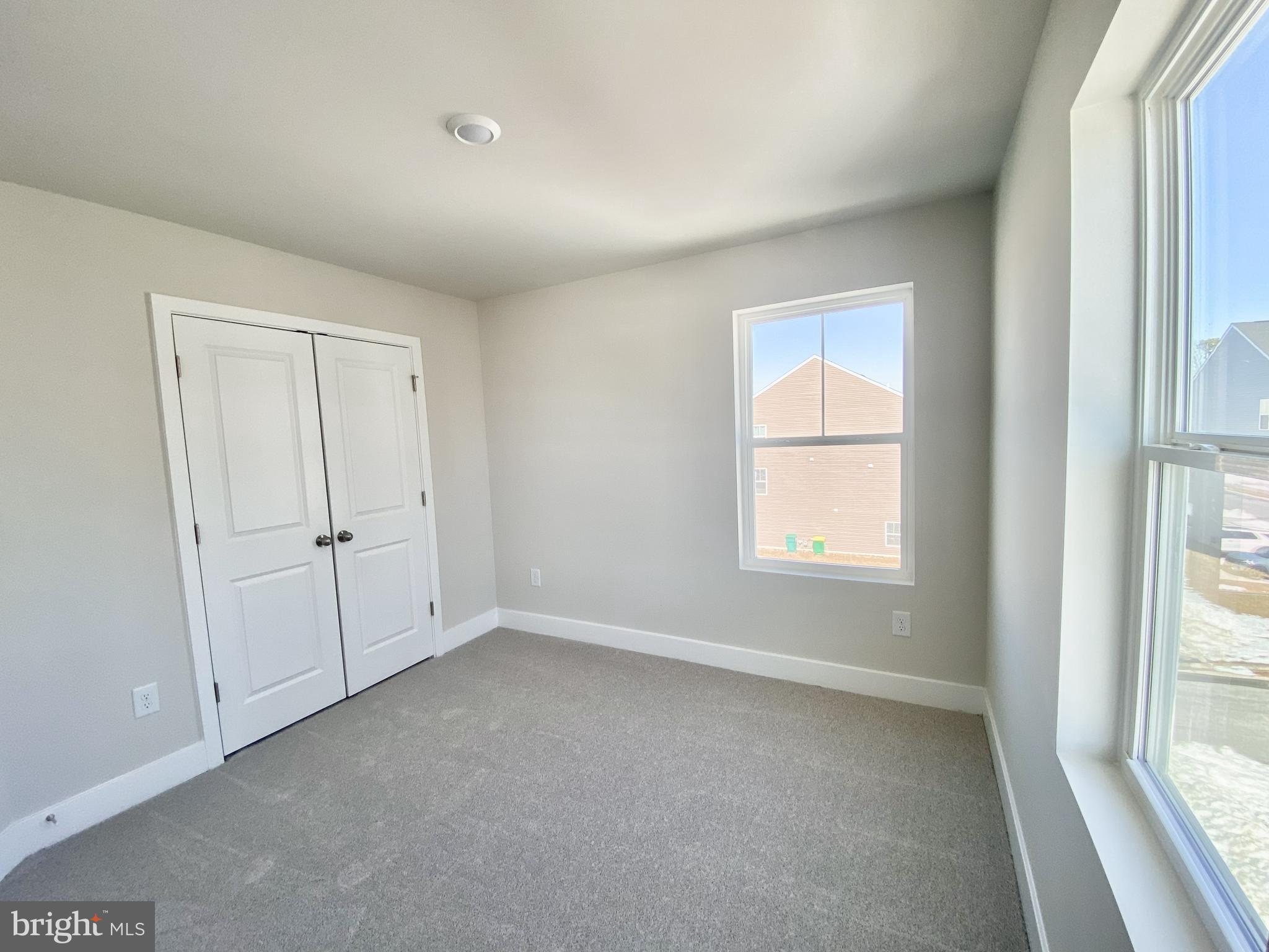 PLANTATION LAKES - Residential