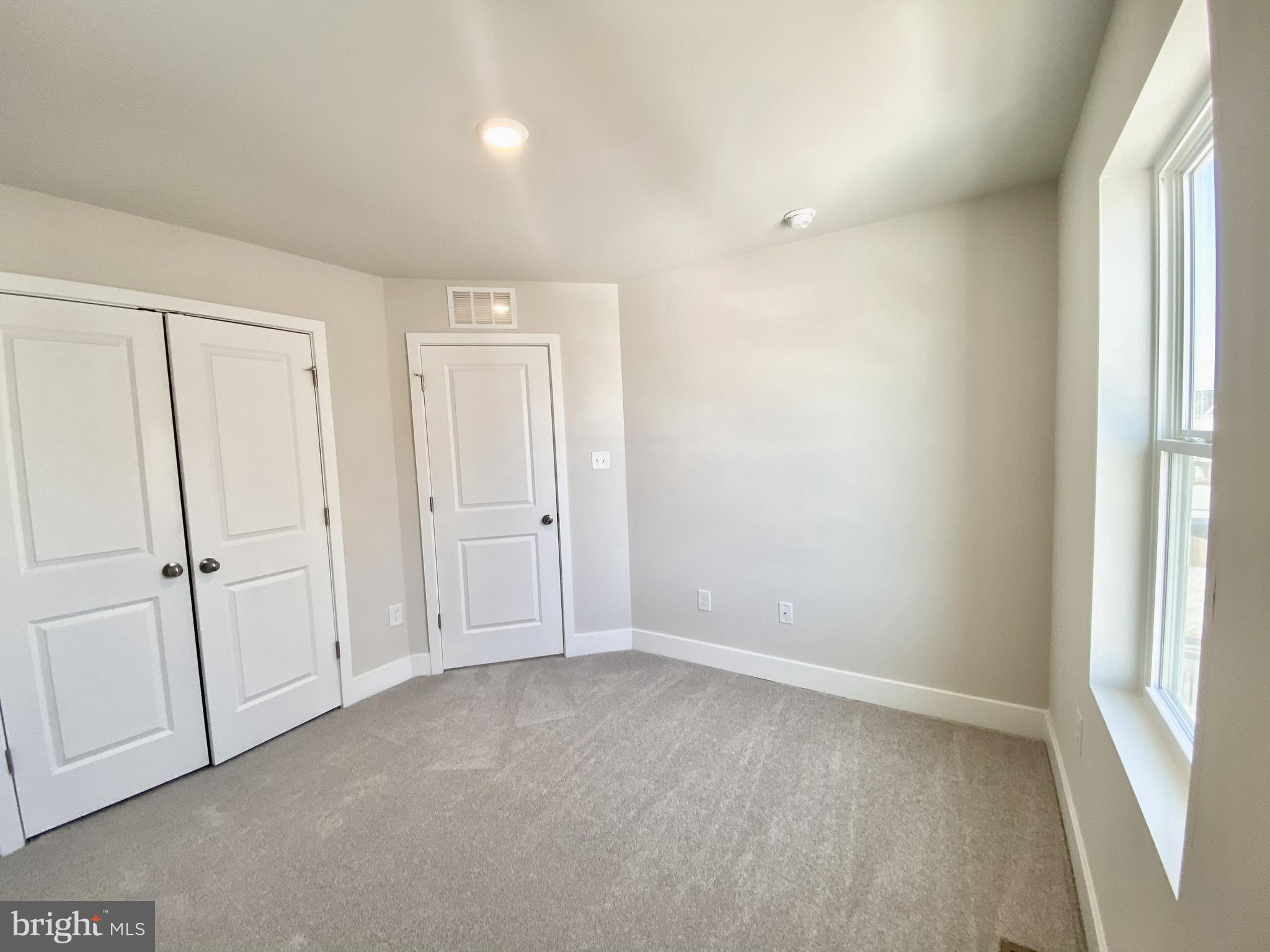 PLANTATION LAKES - Residential