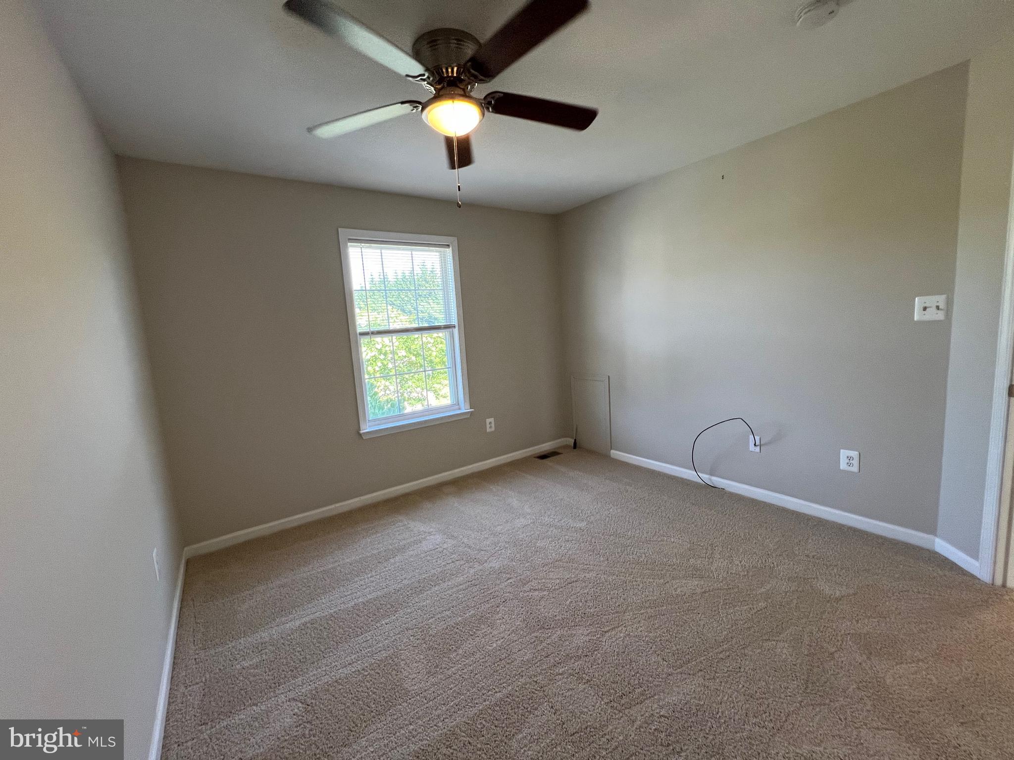 RIVER CREST - Residential Lease