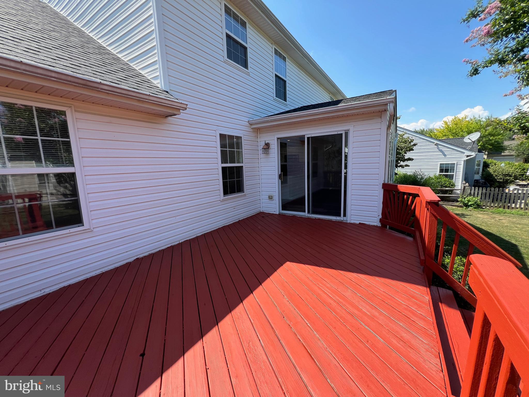 RIVER CREST - Residential Lease