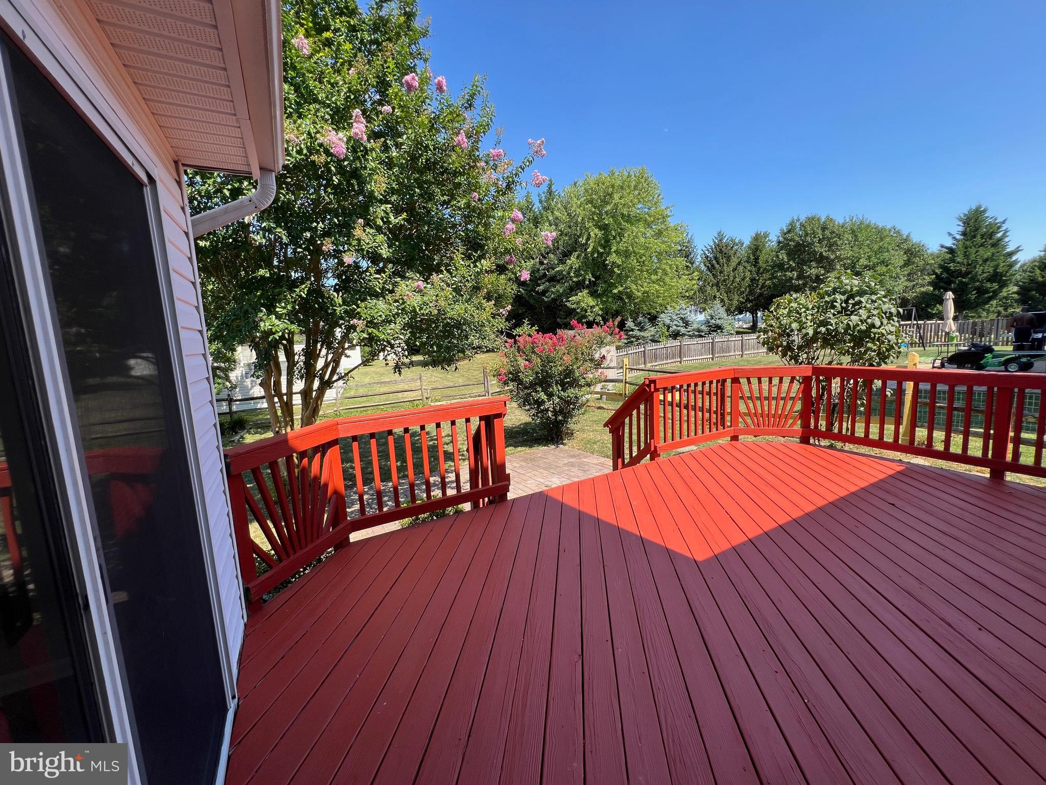 RIVER CREST - Residential Lease