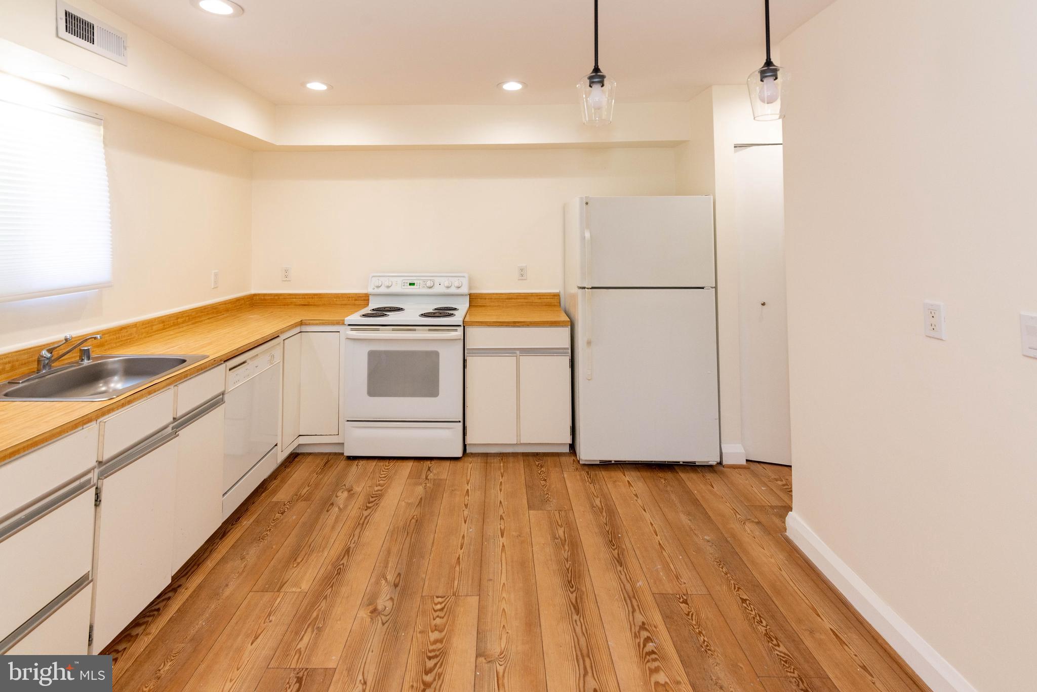 UPPER PARK HEIGHTS - Residential
