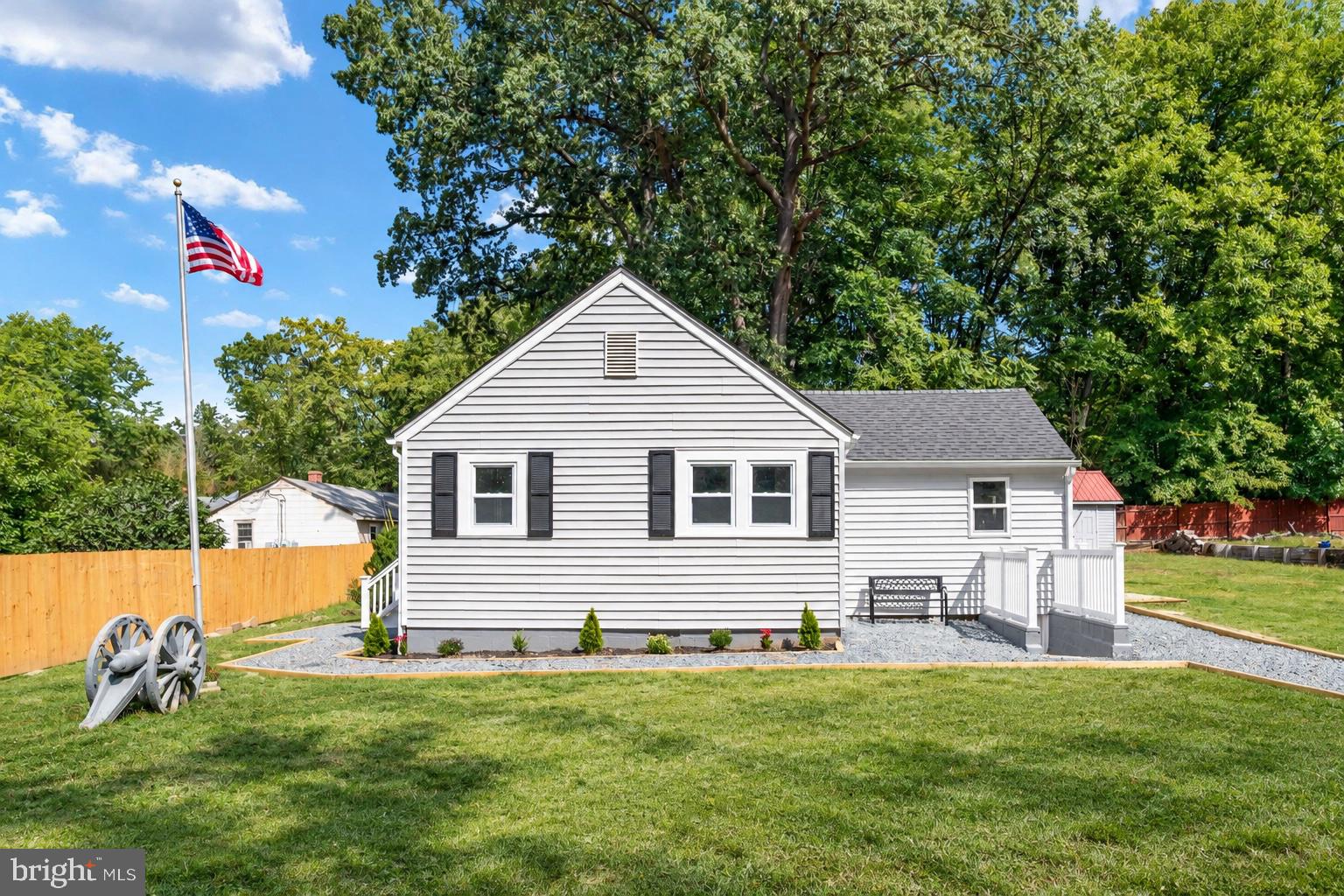 35 VINCENT LANE