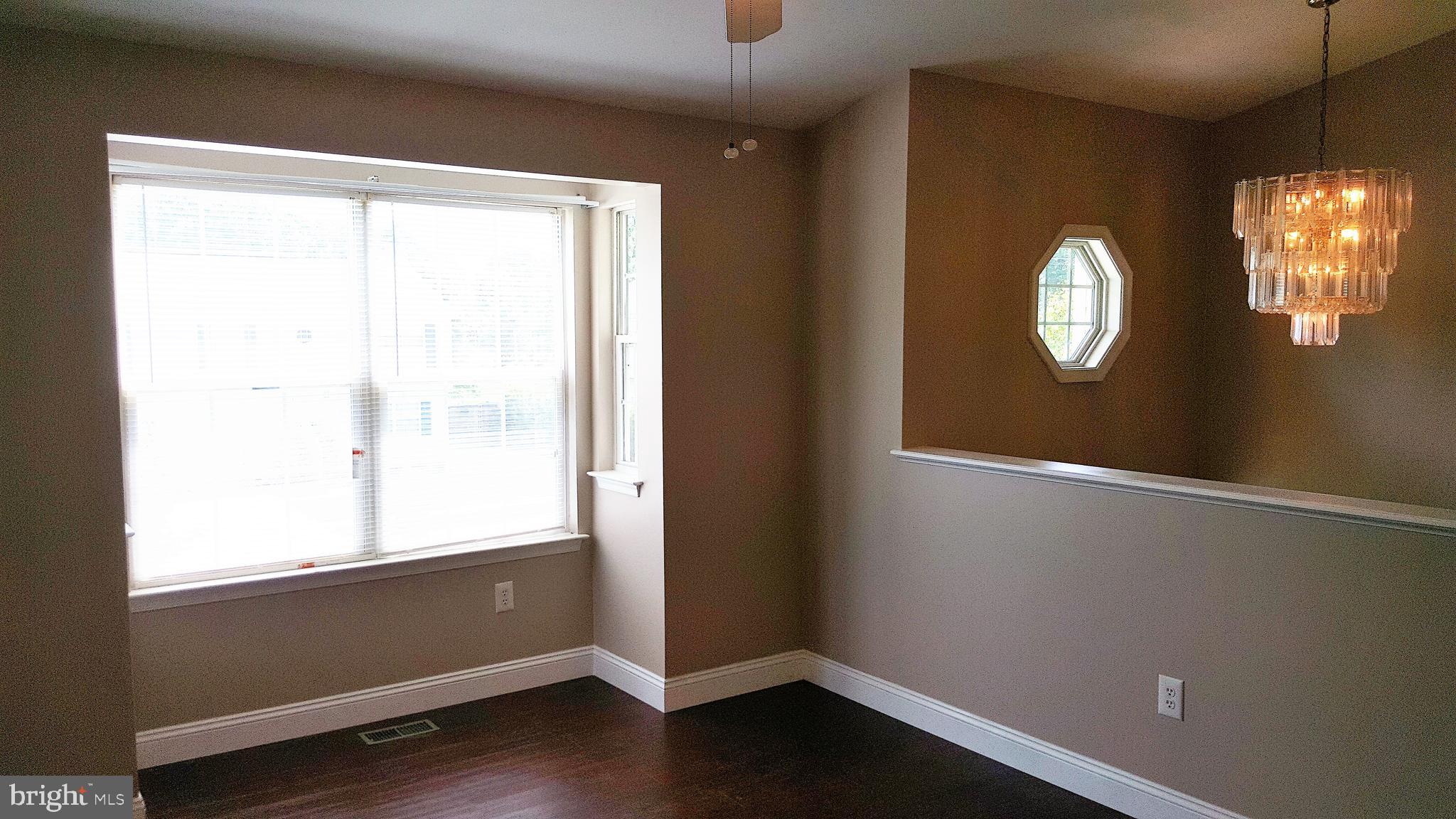 PASADENA PINES - Residential Lease