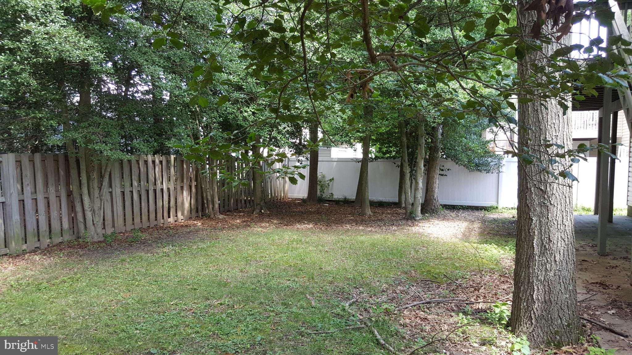 PASADENA PINES - Residential Lease