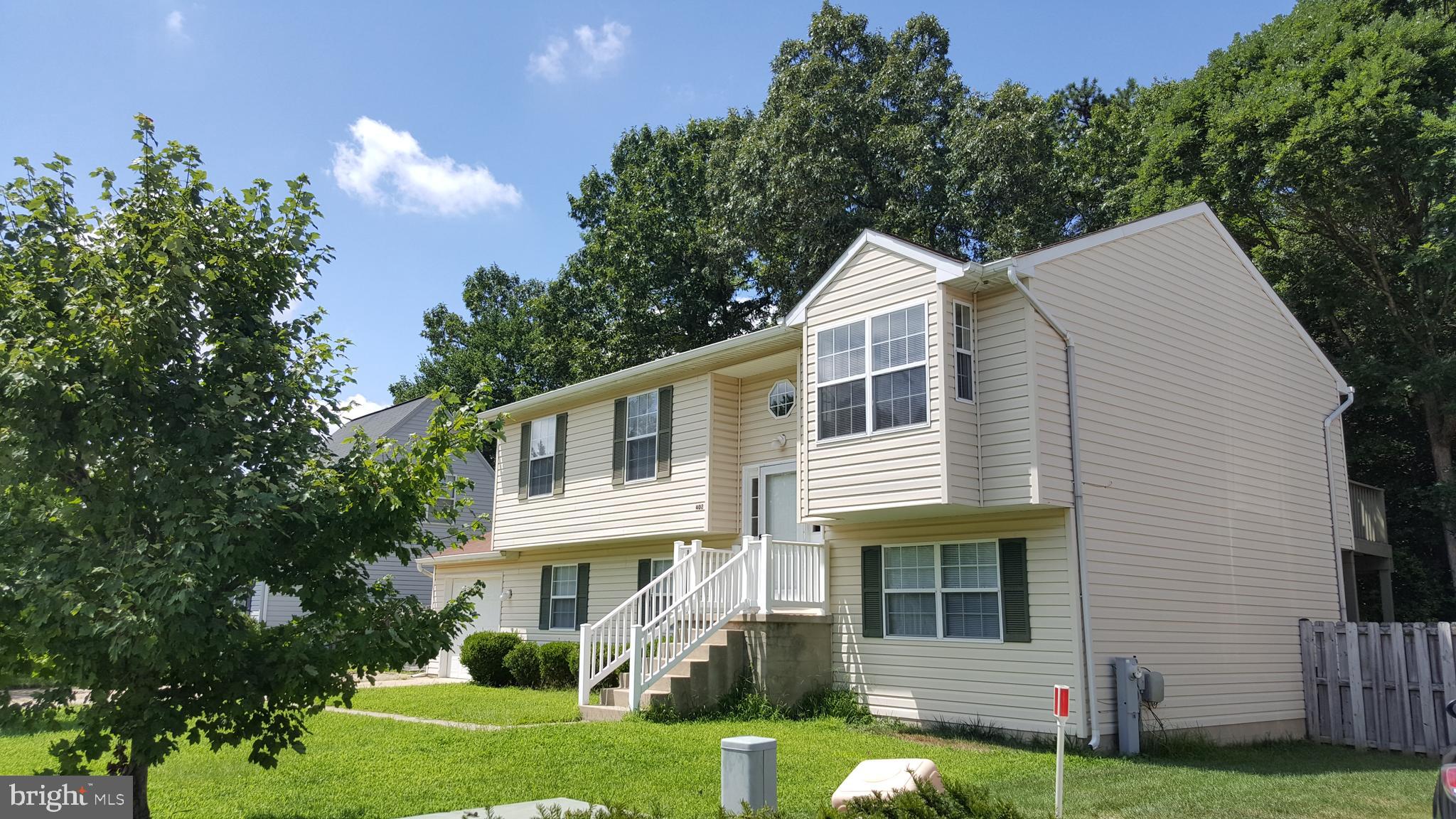 PASADENA PINES - Residential Lease