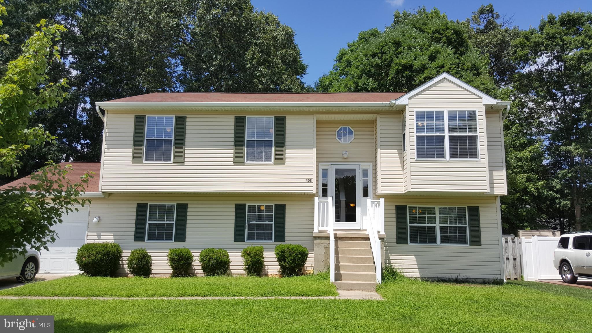 PASADENA PINES - Residential Lease