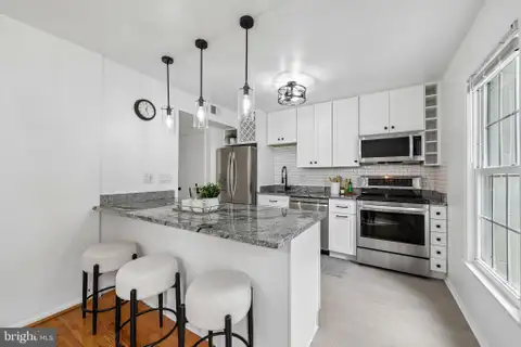 MLS: VAFX2327690