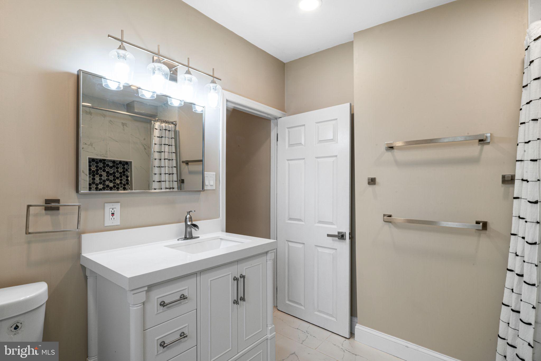 SHARSWOOD - Residential