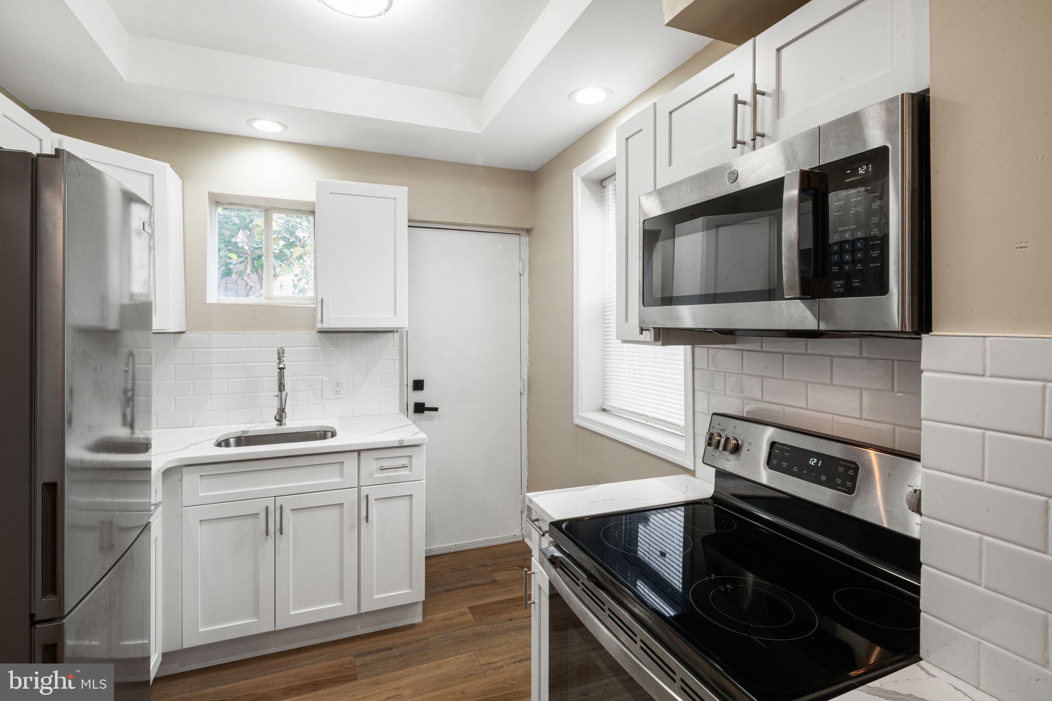 SHARSWOOD - Residential