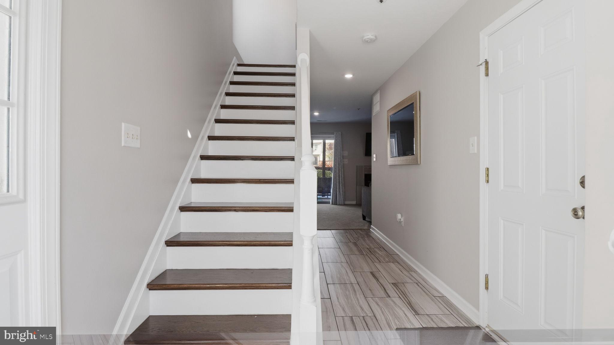 15922 EDGEVIEW TERRACE