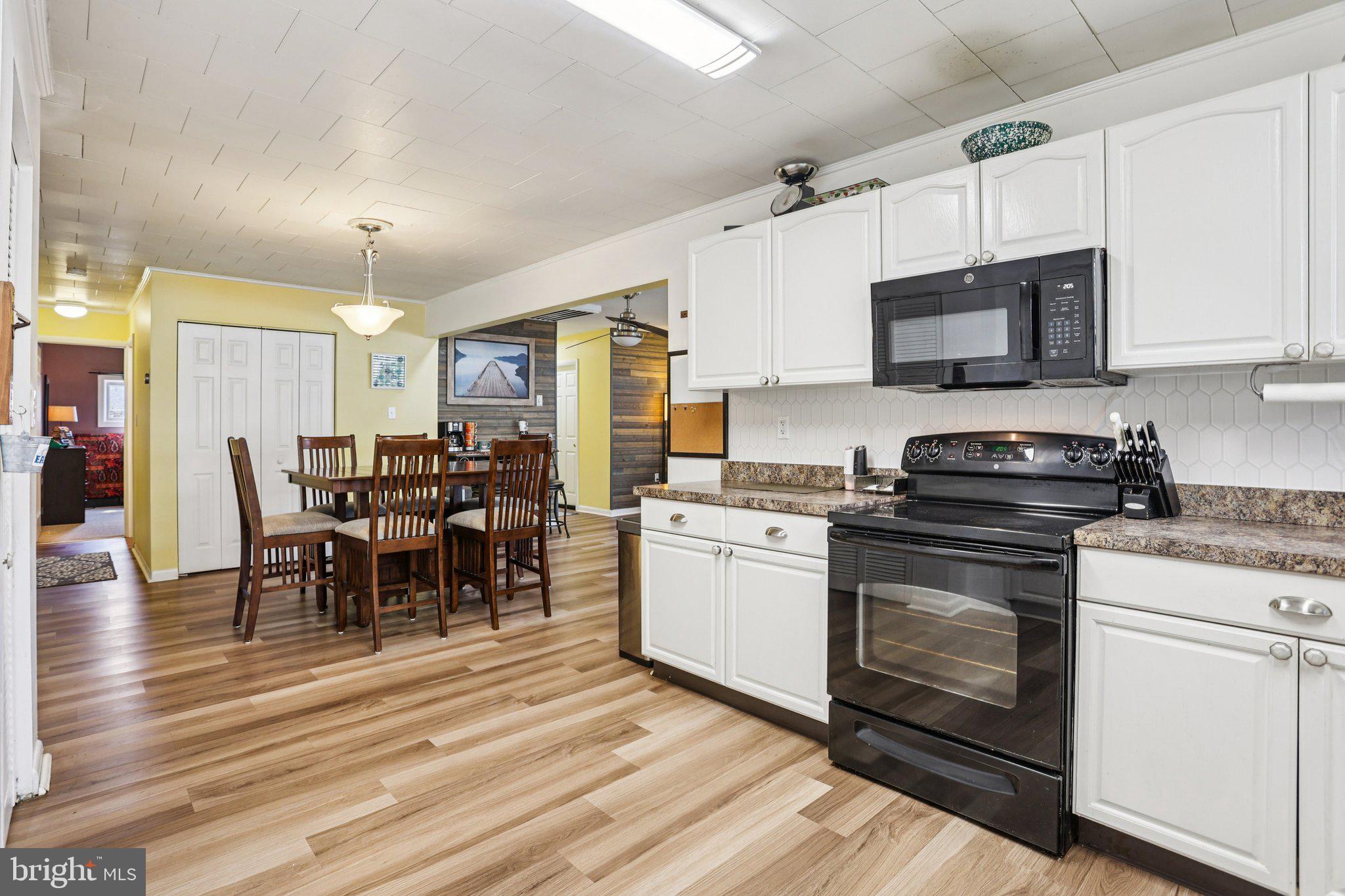 GREENBROOK - Residential
