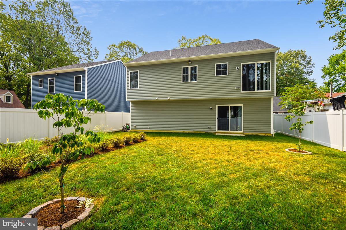 AVALON SHORES - Residential