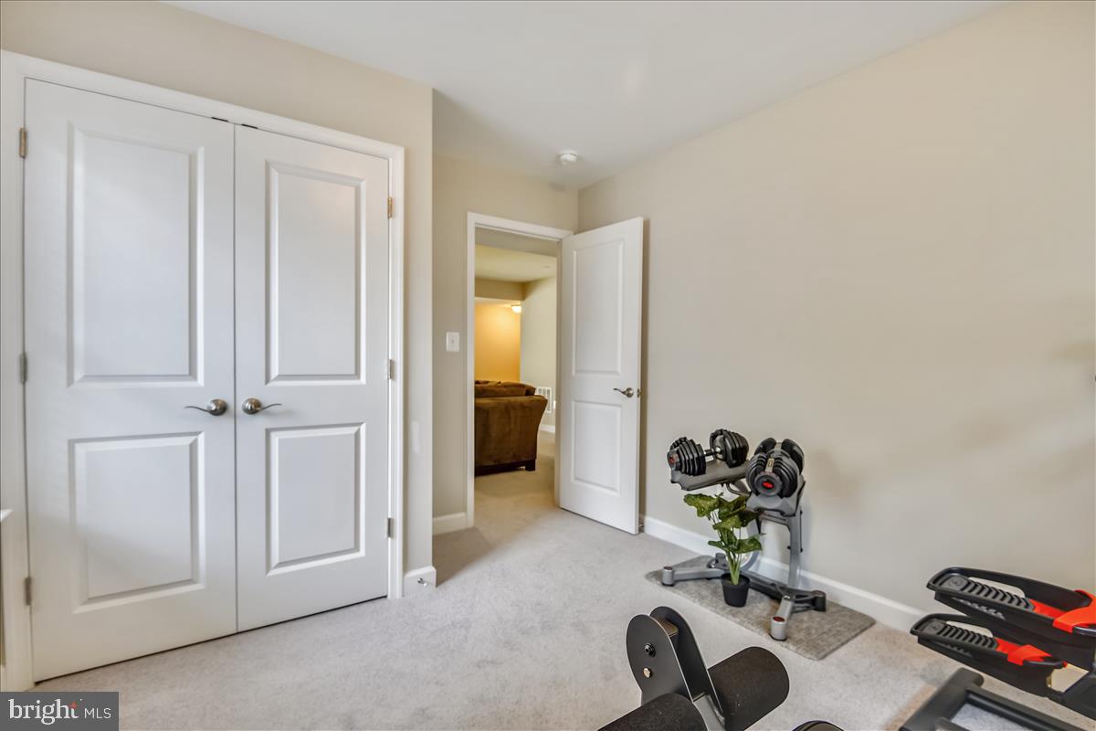 AVALON SHORES - Residential