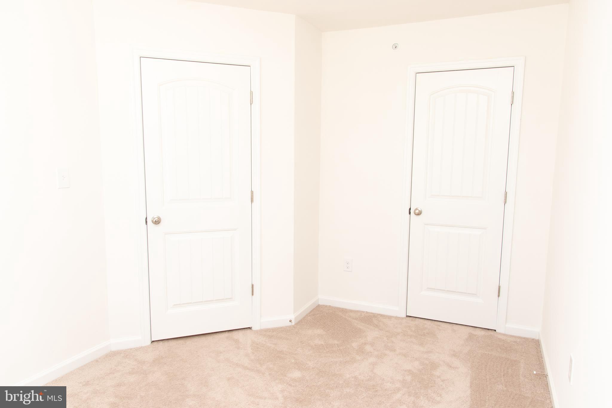 HUDSON RIDGE - Residential