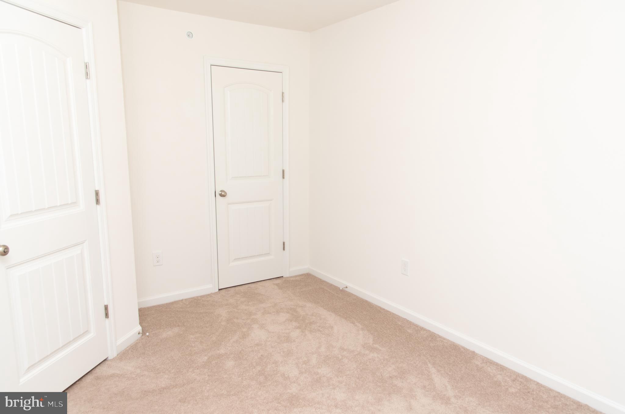 HUDSON RIDGE - Residential