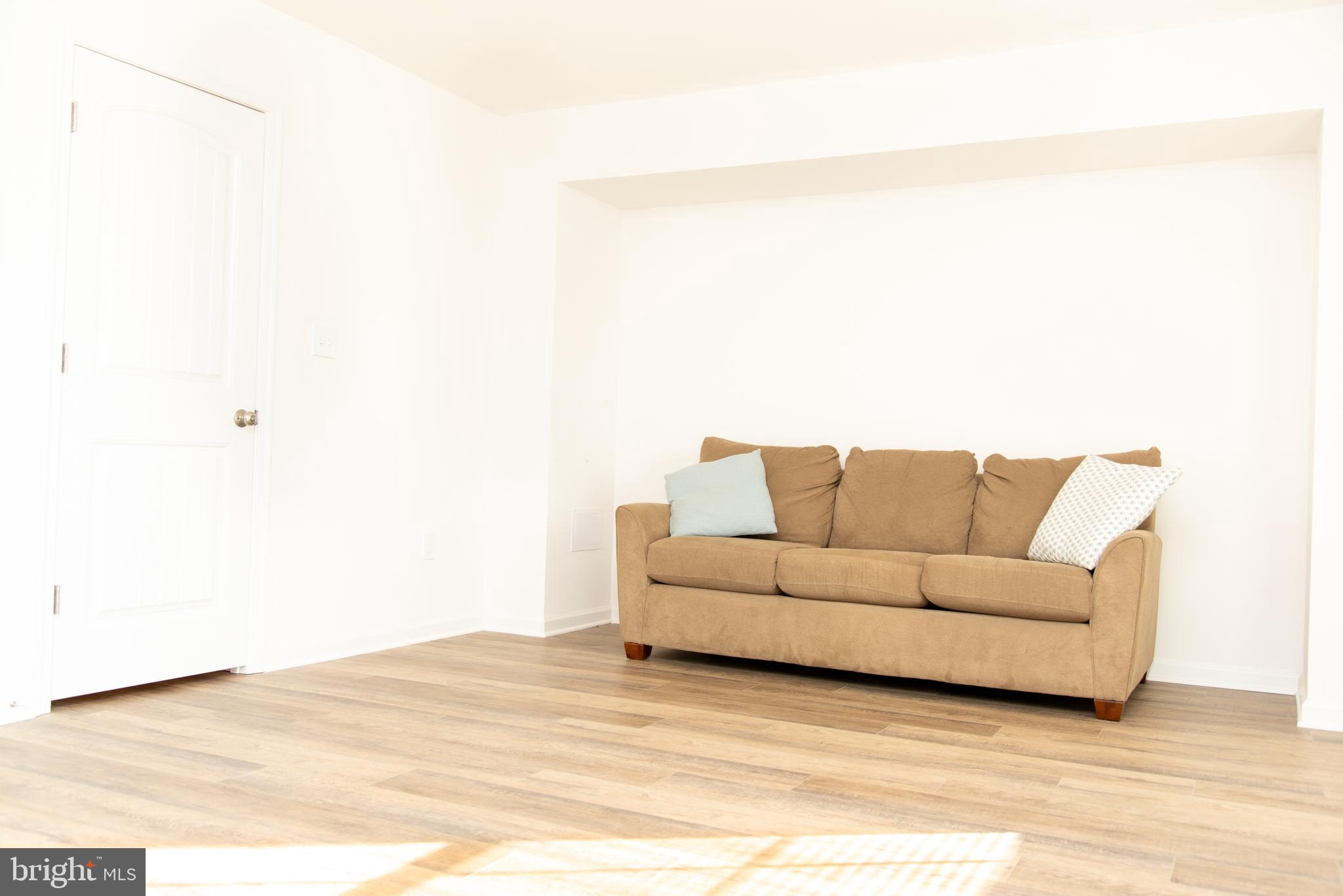 HUDSON RIDGE - Residential