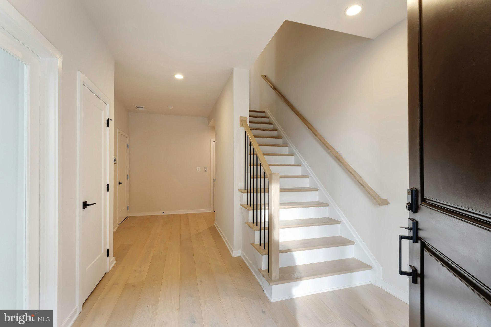 REGENCY AT BELMONT - Residential