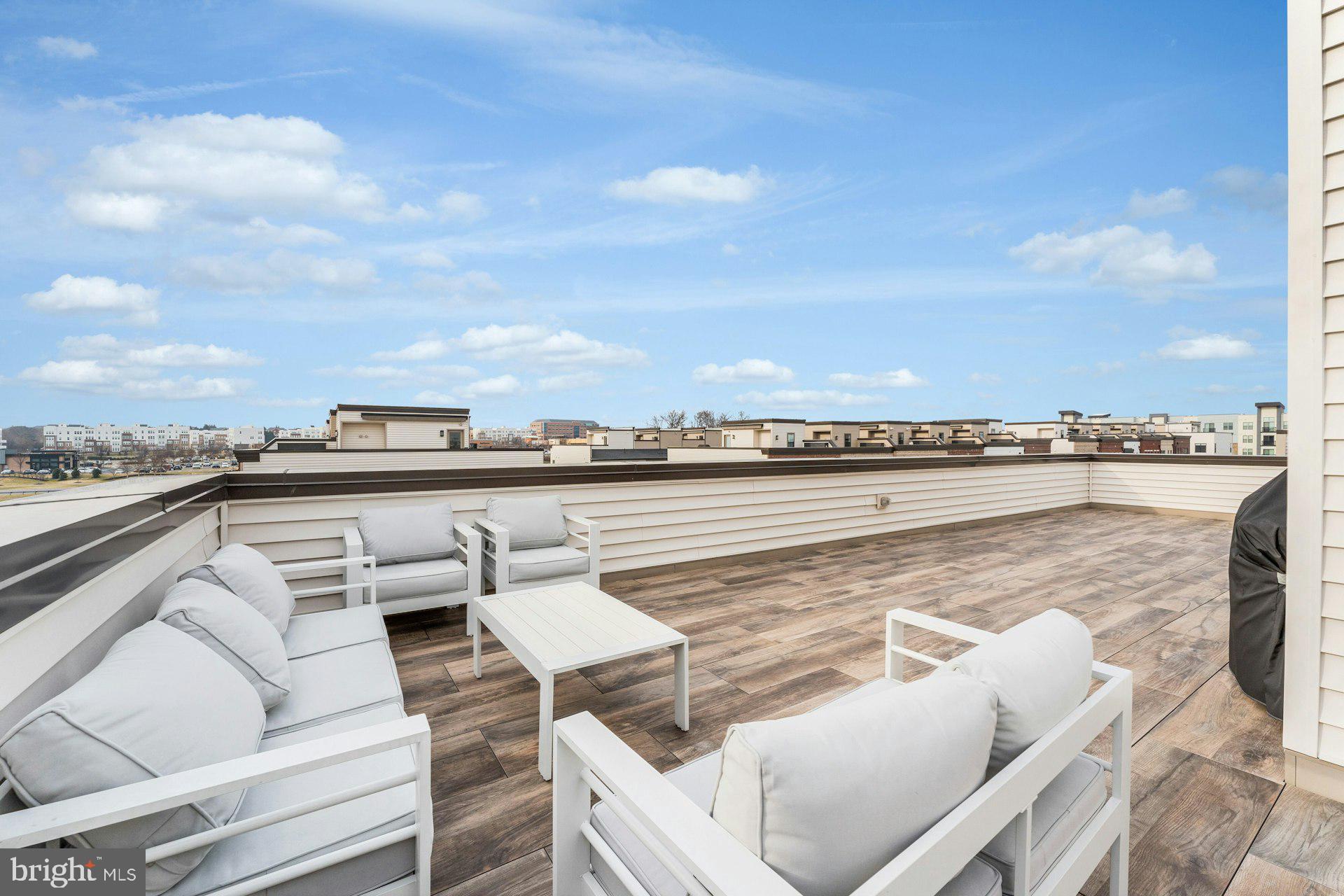 REGENCY AT BELMONT - Residential