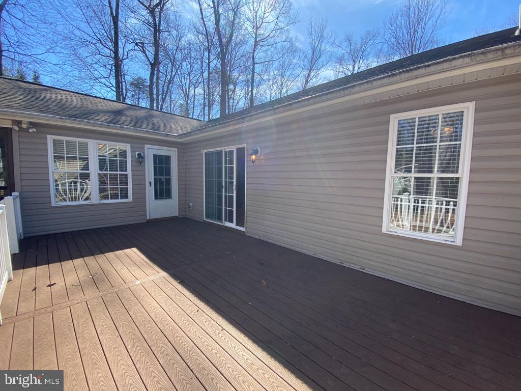 LAKE OF THE WOODS - Residential Lease