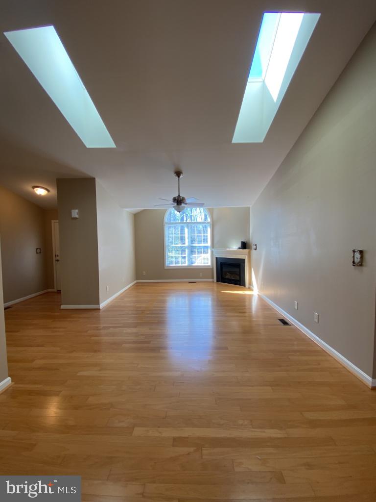 LAKE OF THE WOODS - Residential Lease