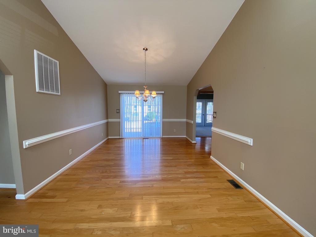 LAKE OF THE WOODS - Residential Lease