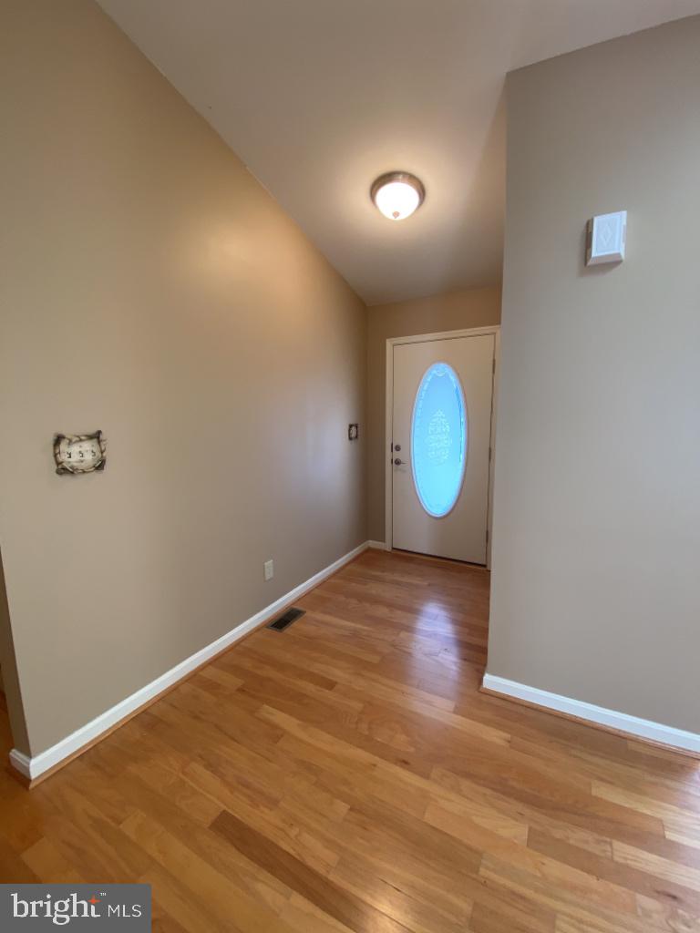 LAKE OF THE WOODS - Residential Lease