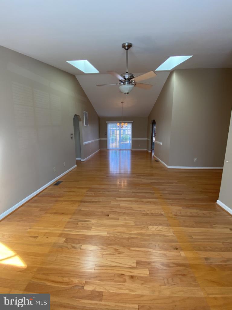 LAKE OF THE WOODS - Residential Lease