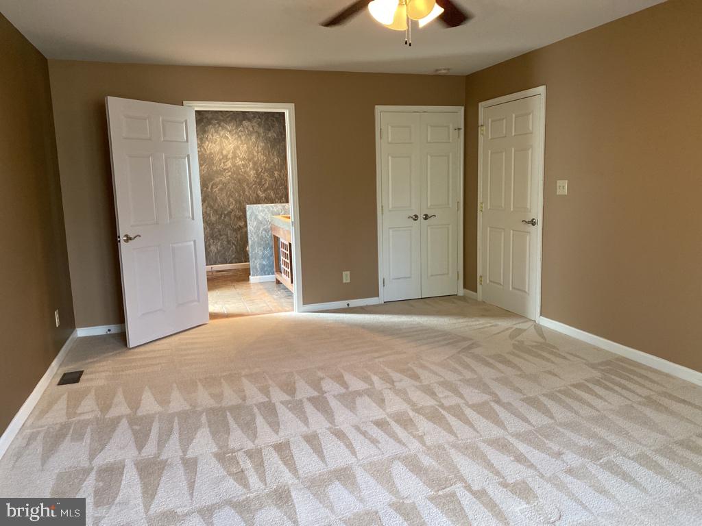 LAKE OF THE WOODS - Residential Lease