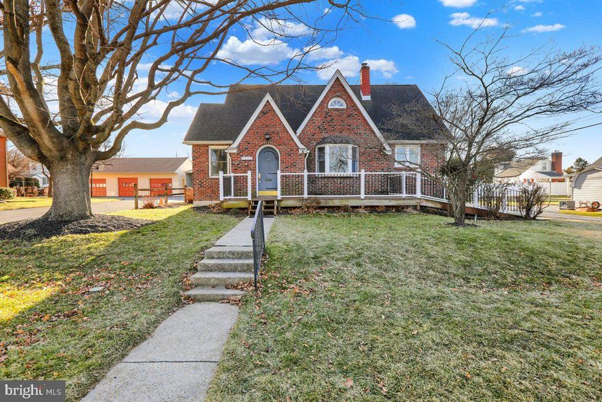 Welcome home to 116 Gold Street, located in the desirable Montrose Manor neighborhood within the Governor Mifflin School District. This charming home offers two bedrooms and two full bathrooms, along with great curb appeal featuring classic brick and a spacious Trex front porch—perfect for relaxing and enjoying the neighborhood. Step inside to a welcoming foyer that flows into the living room, creating an inviting space for everyday living and entertaining. The dining room is filled with natural light thanks to a large window, while the kitchen offers convenient side door access to the outdoors. The main level also features two bedrooms—one with carpet and one with natural hardwood flooring—along with a full bathroom. Upstairs, you’ll find a large finished space complete with a walk in closet, additional storage, and a private full bathroom with a tub. This versatile area could serve as a third bedroom, playroom, or home office. Outside, enjoy a flat backyard with plenty of space to relax, entertain, or create your own outdoor oasis. Bring your ideas and make this home your own! Conveniently located near local shopping, dining, and major highways. Schedule your showing today.