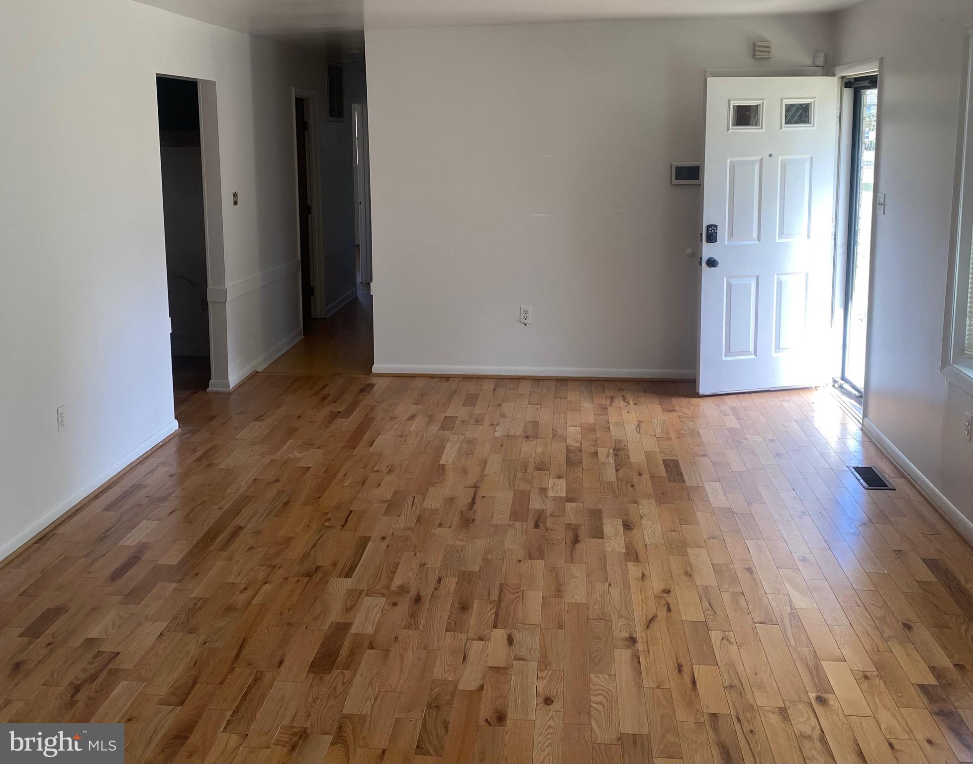 9604 MIDDLERIDGE COURT