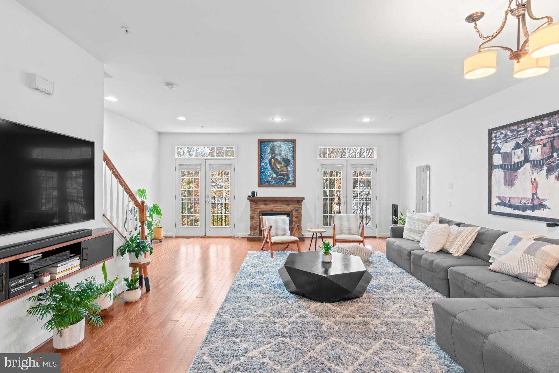 SUMMERFIELD AT MORGAN ST - Residential Lease