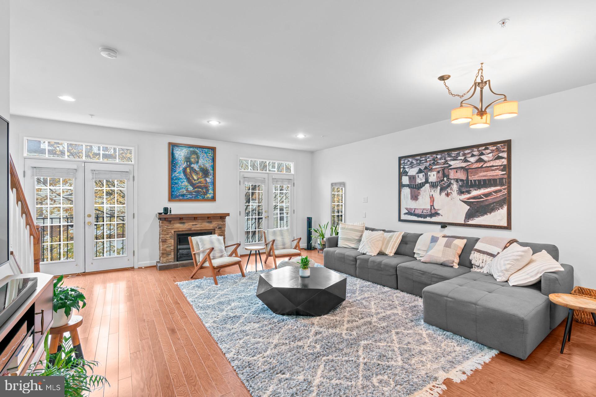 SUMMERFIELD AT MORGAN ST - Residential Lease