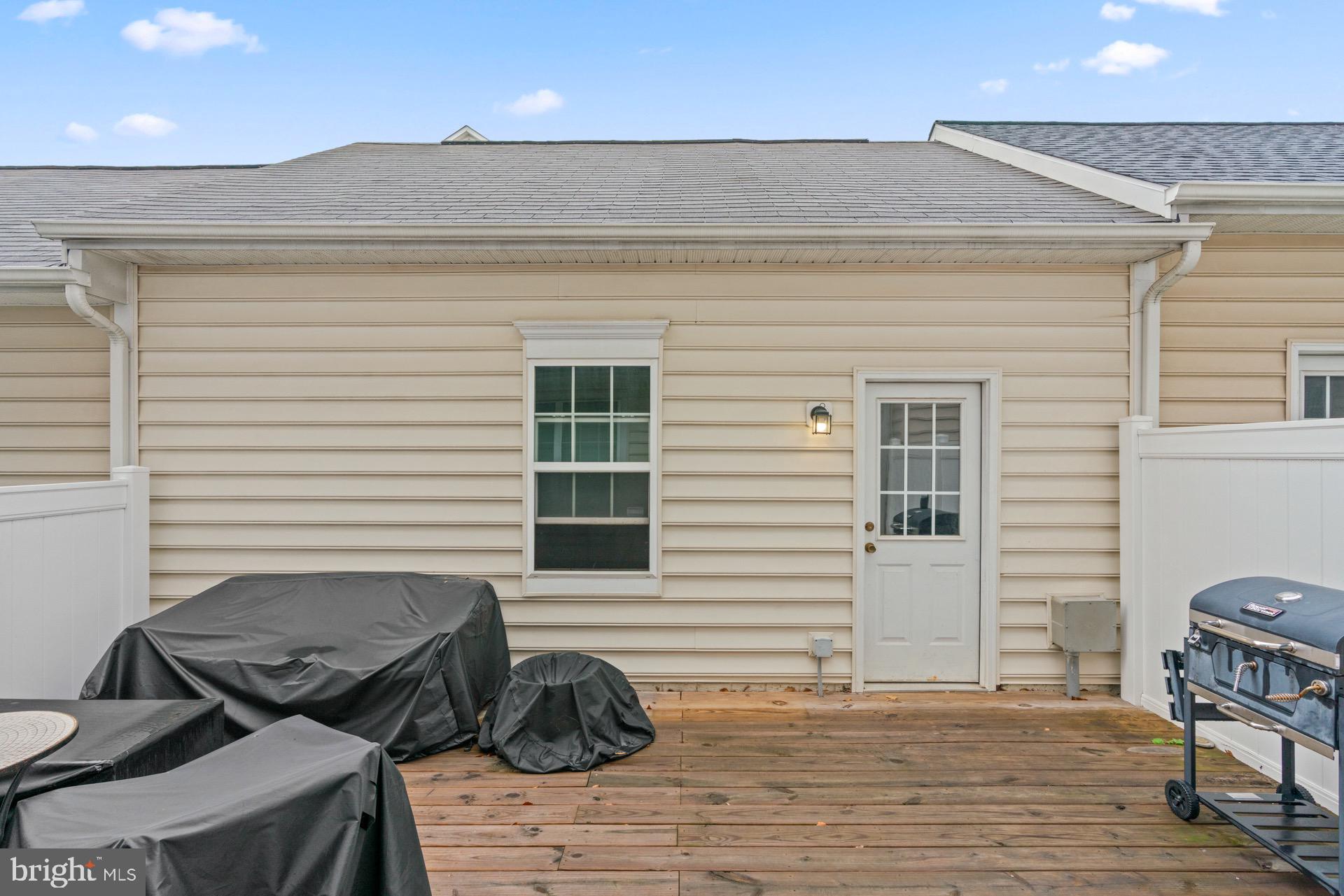 SUMMERFIELD AT MORGAN ST - Residential Lease