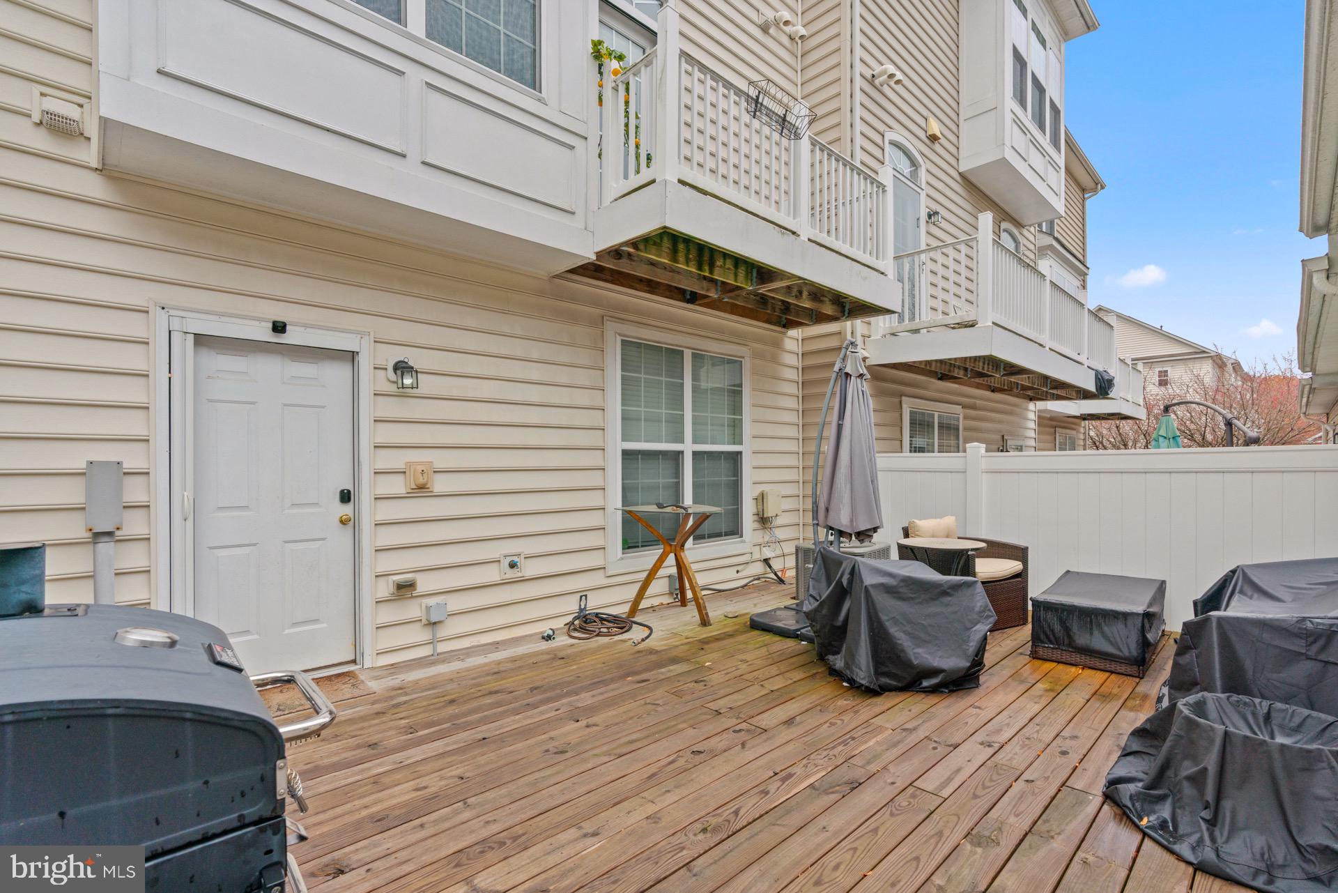 SUMMERFIELD AT MORGAN ST - Residential Lease